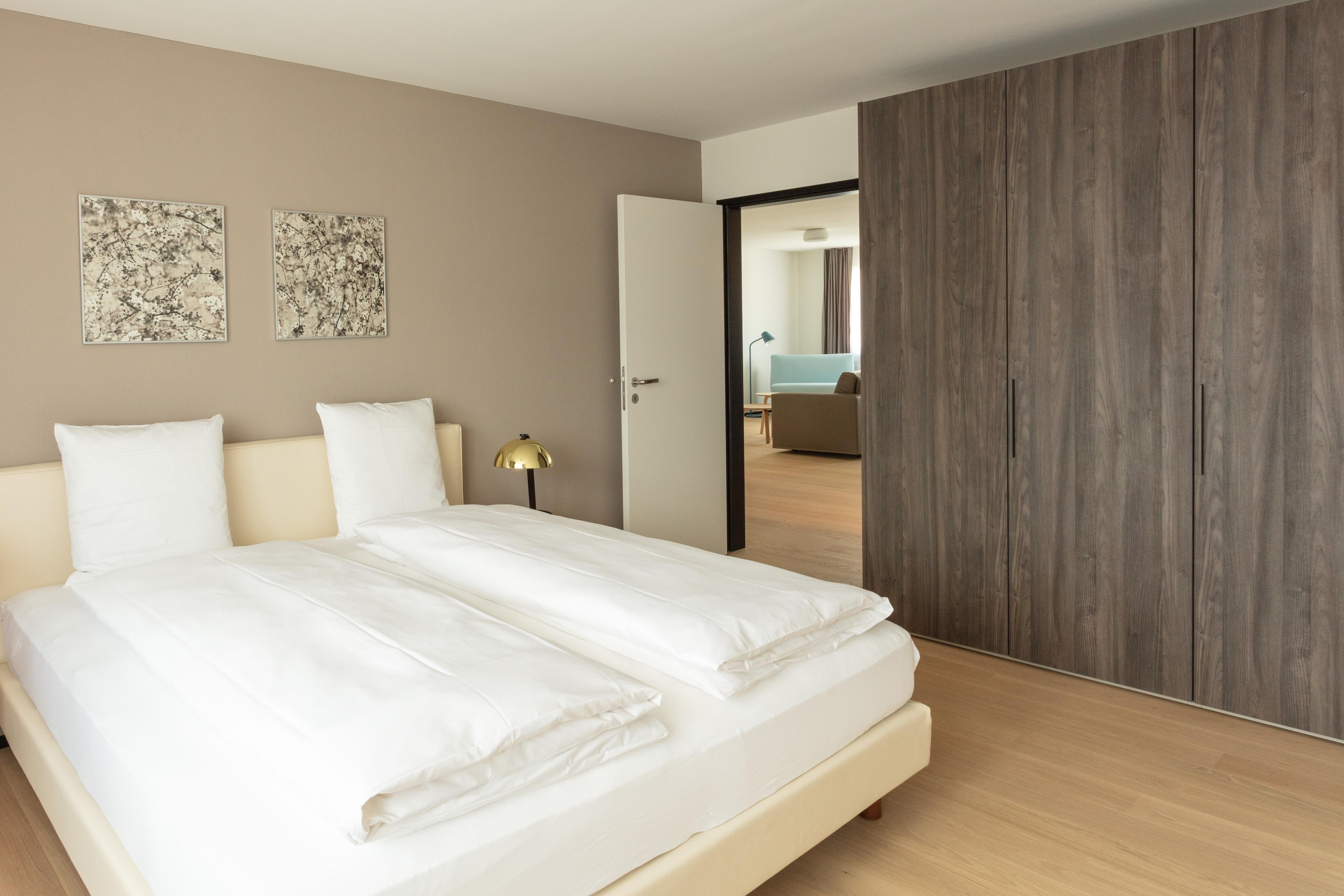 2 Bedroom Serviced Apartment Downtown - 5