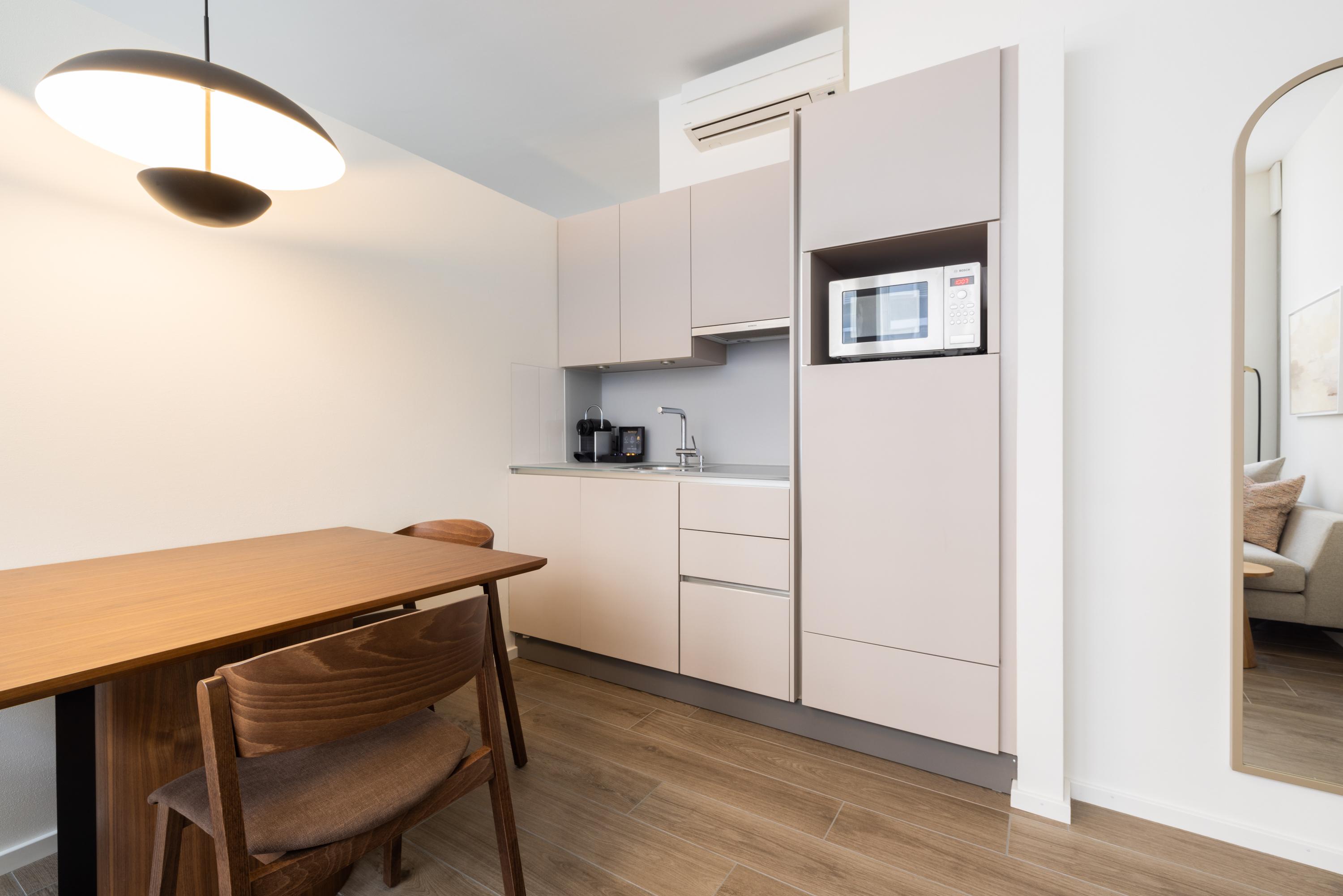 1 Room Serviced Apartment Beckenhof - 3
