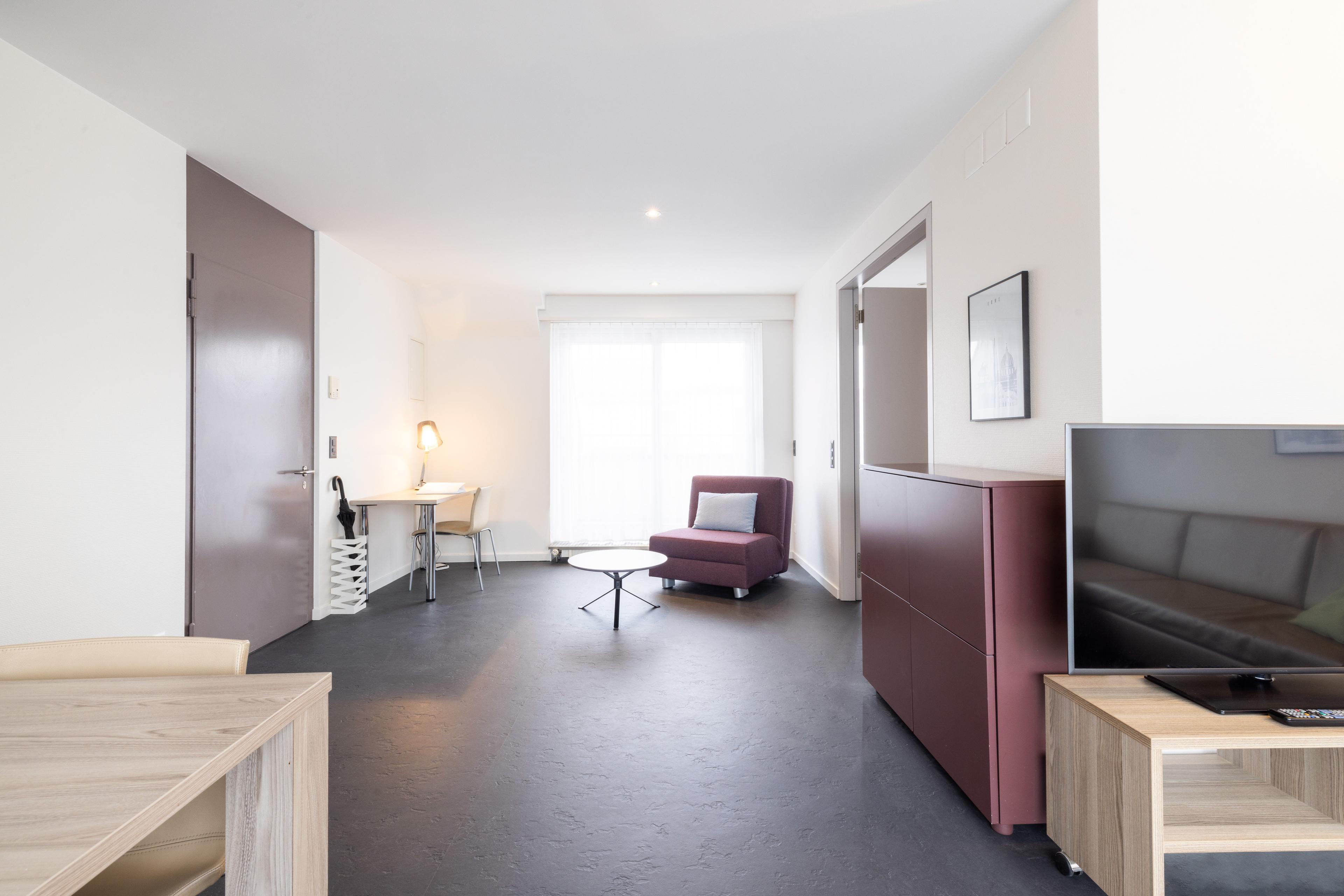 1 Bedroom Penthouse L Serviced Apartment Seefeld - 4